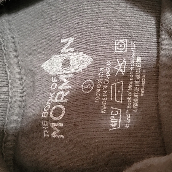 The Book Of Mormon The Musical Chicago T-Shirt.Size Small - Picture 2 of 6